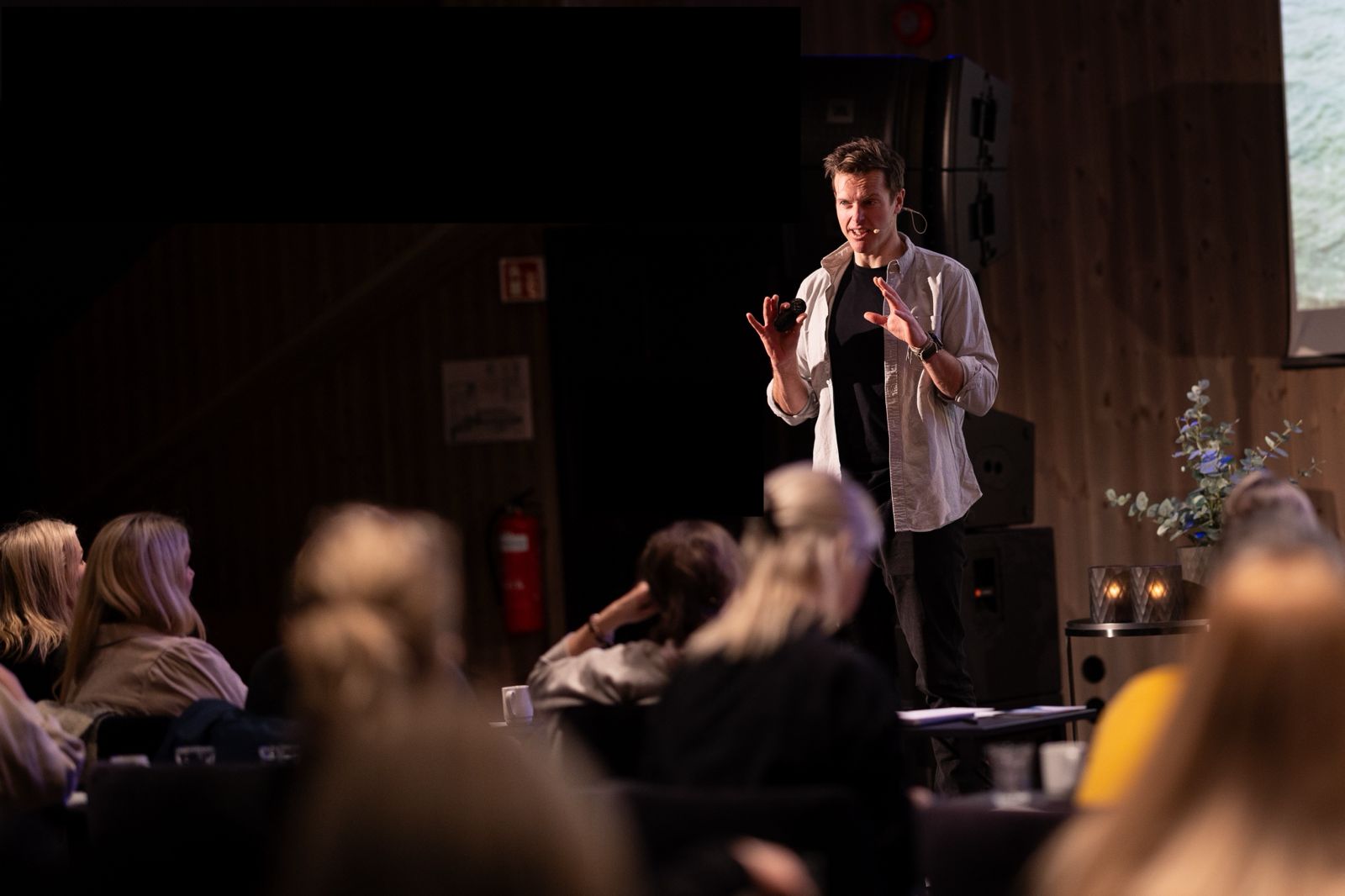 Ed Cornfield speaking to a workshop audience